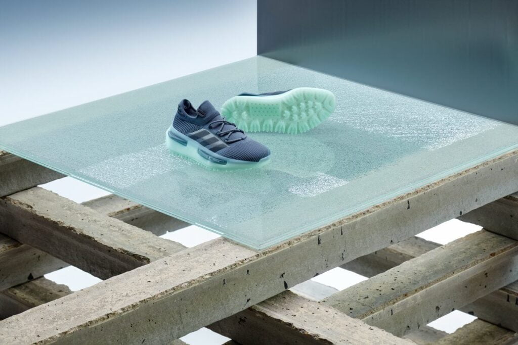 adidas originals nmd s1 primeknit mint carbon 02 Jövő héten végre bemutatkozik Pharrell és adidas legújabb közös cipője, az NMD_S1