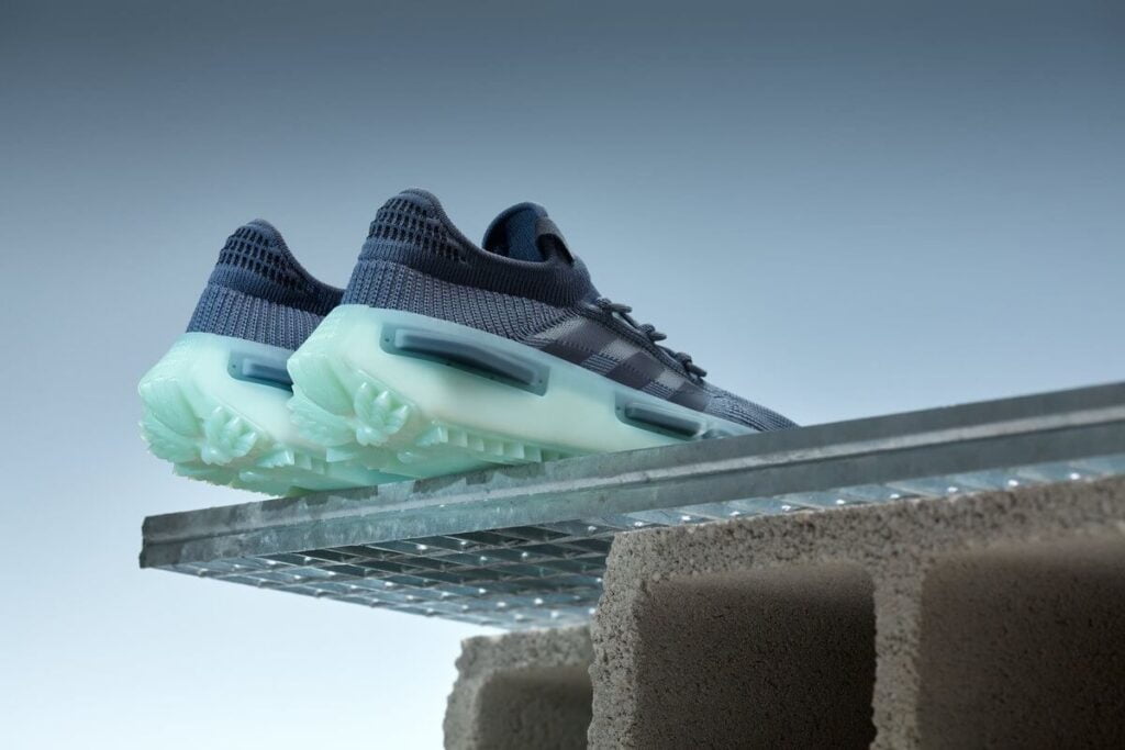 adidas originals nmd s1 primeknit mint carbon 6 Jövő héten végre bemutatkozik Pharrell és adidas legújabb közös cipője, az NMD_S1